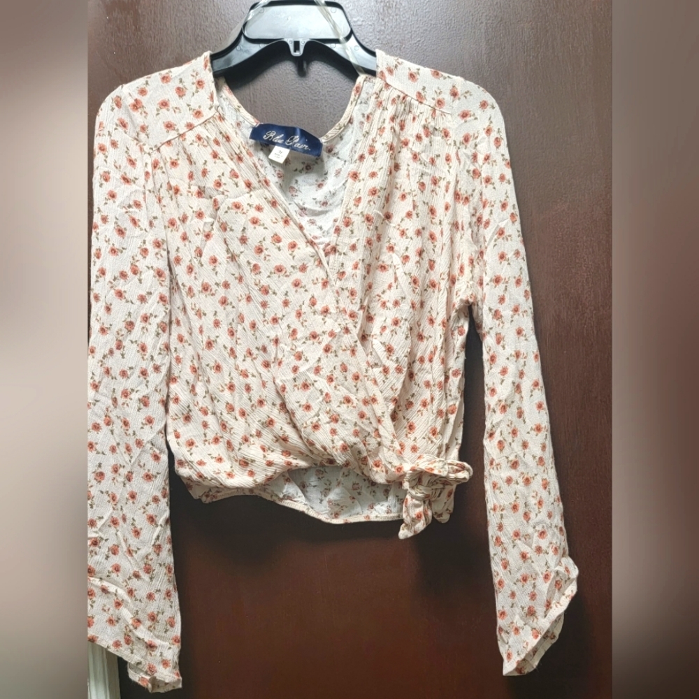 Blue Rair Long Sleeve Floral Crop Top